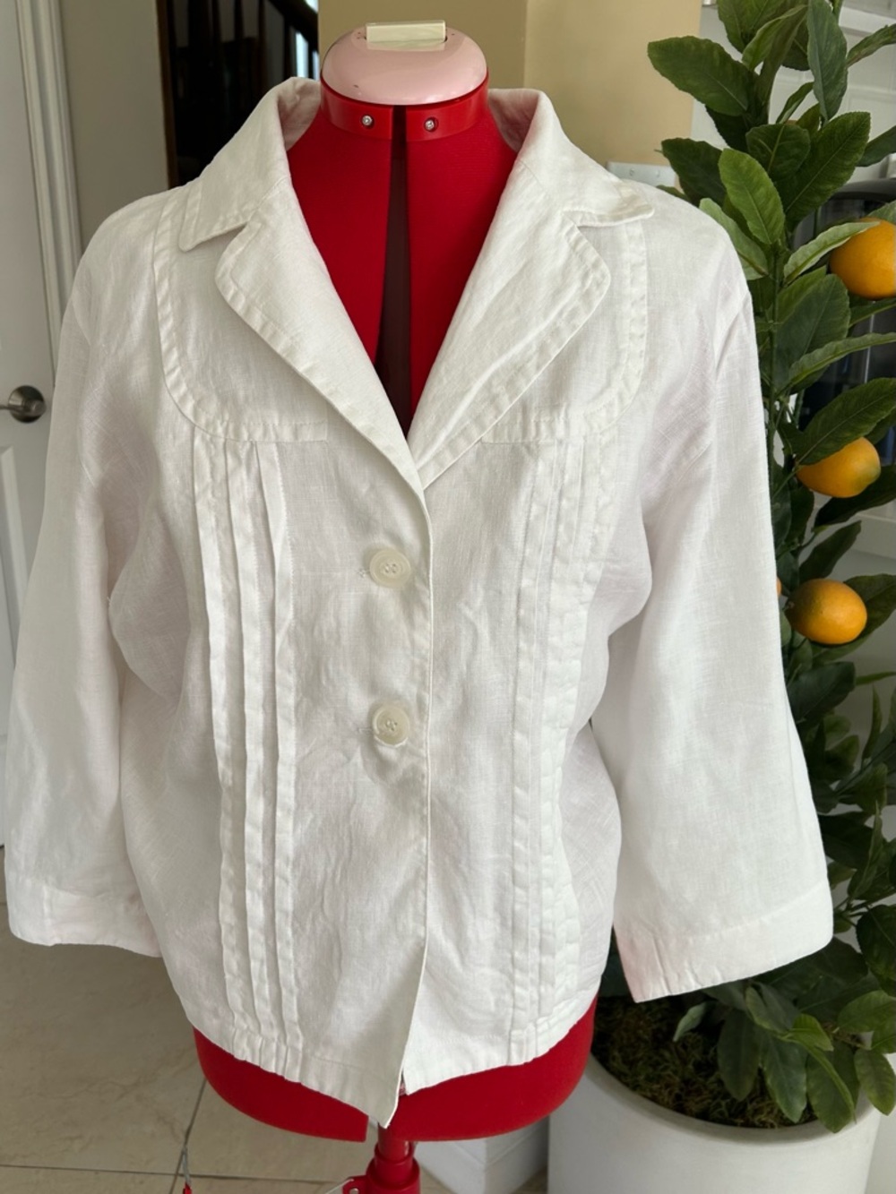 Chicos size 3 Women’s White 100%  Linen Button-Front Jacket - Picture 2 of 7